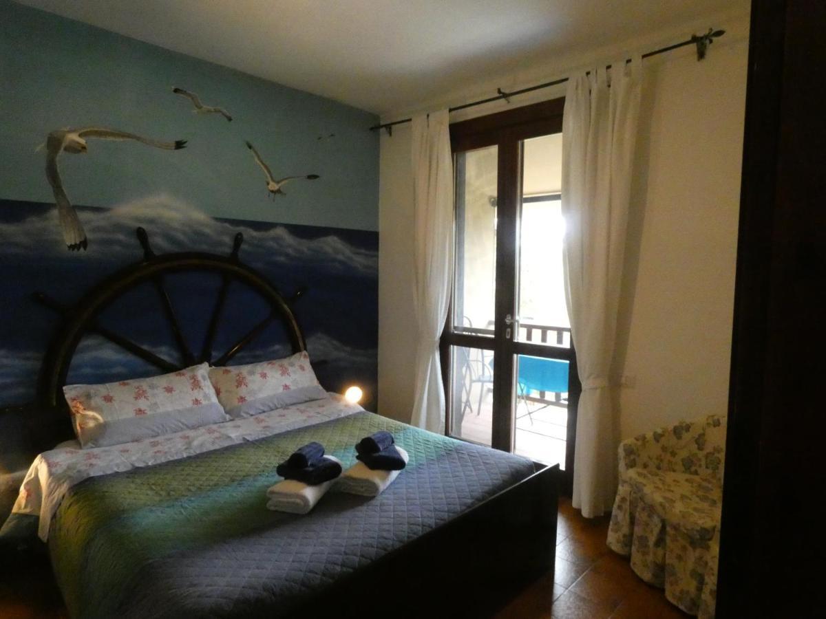 B&B MrCaruba Stintino Bagian luar foto