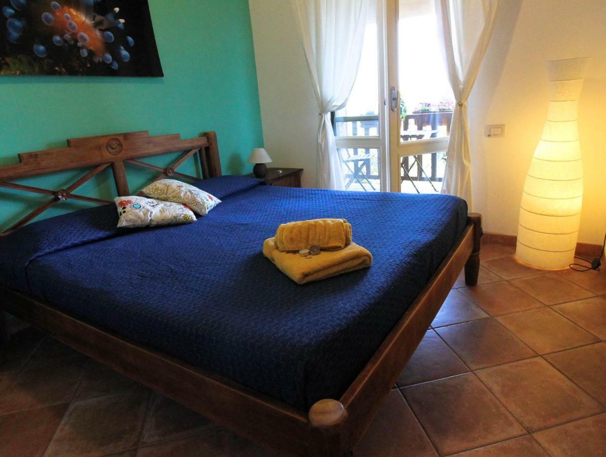 B&B MrCaruba Stintino Bagian luar foto